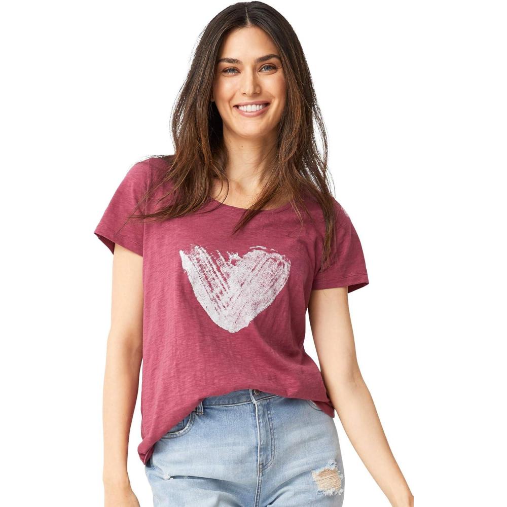 image:imageEllos Plus Size Love Graphic TeeBurgundy Rose Heart