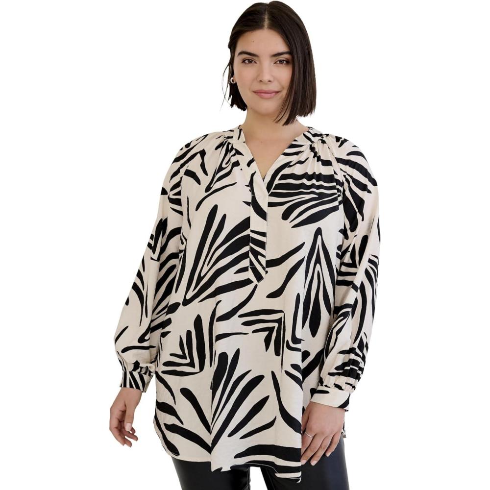 image:imageellos Plus Size Notched VNeck TunicStone Black Abstract
